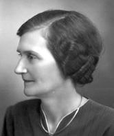 Alfrida
   Persson (Svensson) 1890-1976